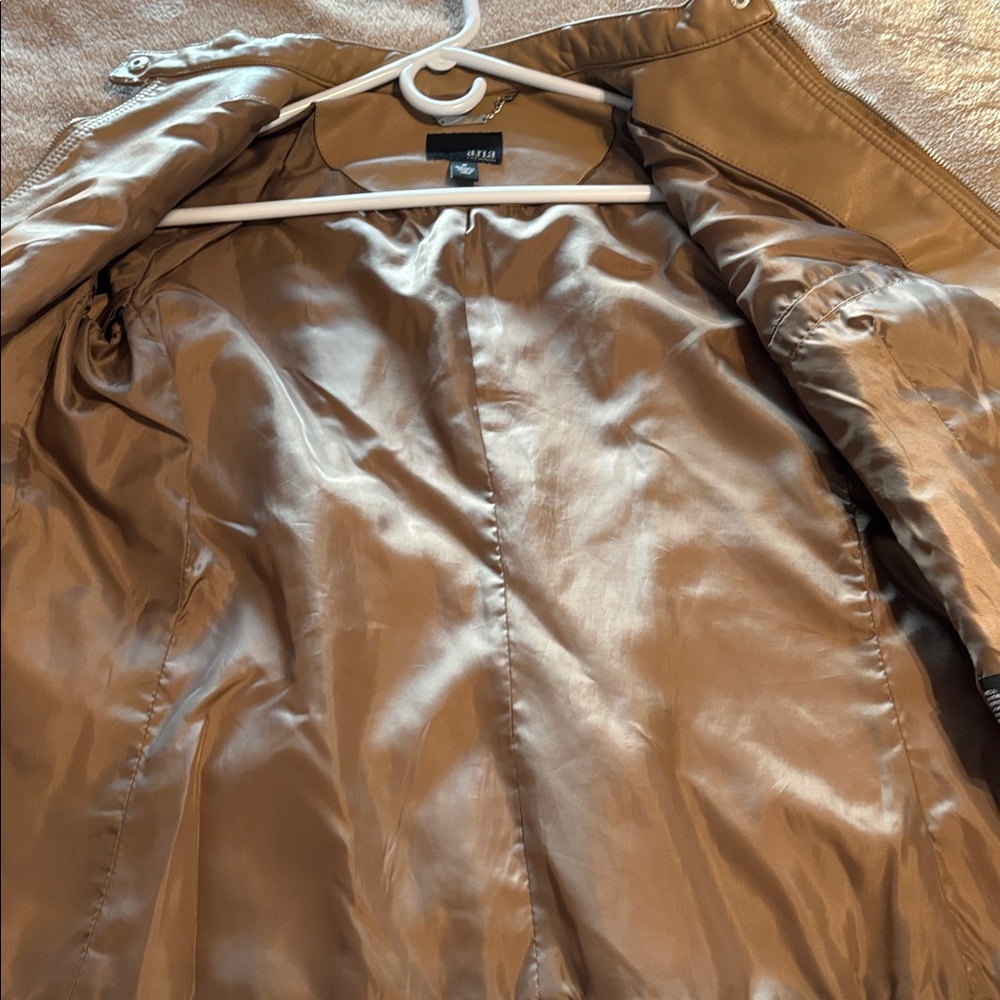 NWT a.n.a Camel Vegan Leather Moto Jacket M - Picture 8 of 8